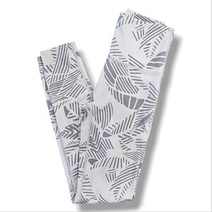 Aerie Chill Play Move White Gray Palm Printed 7/8 Leggings High Waisted Size XS